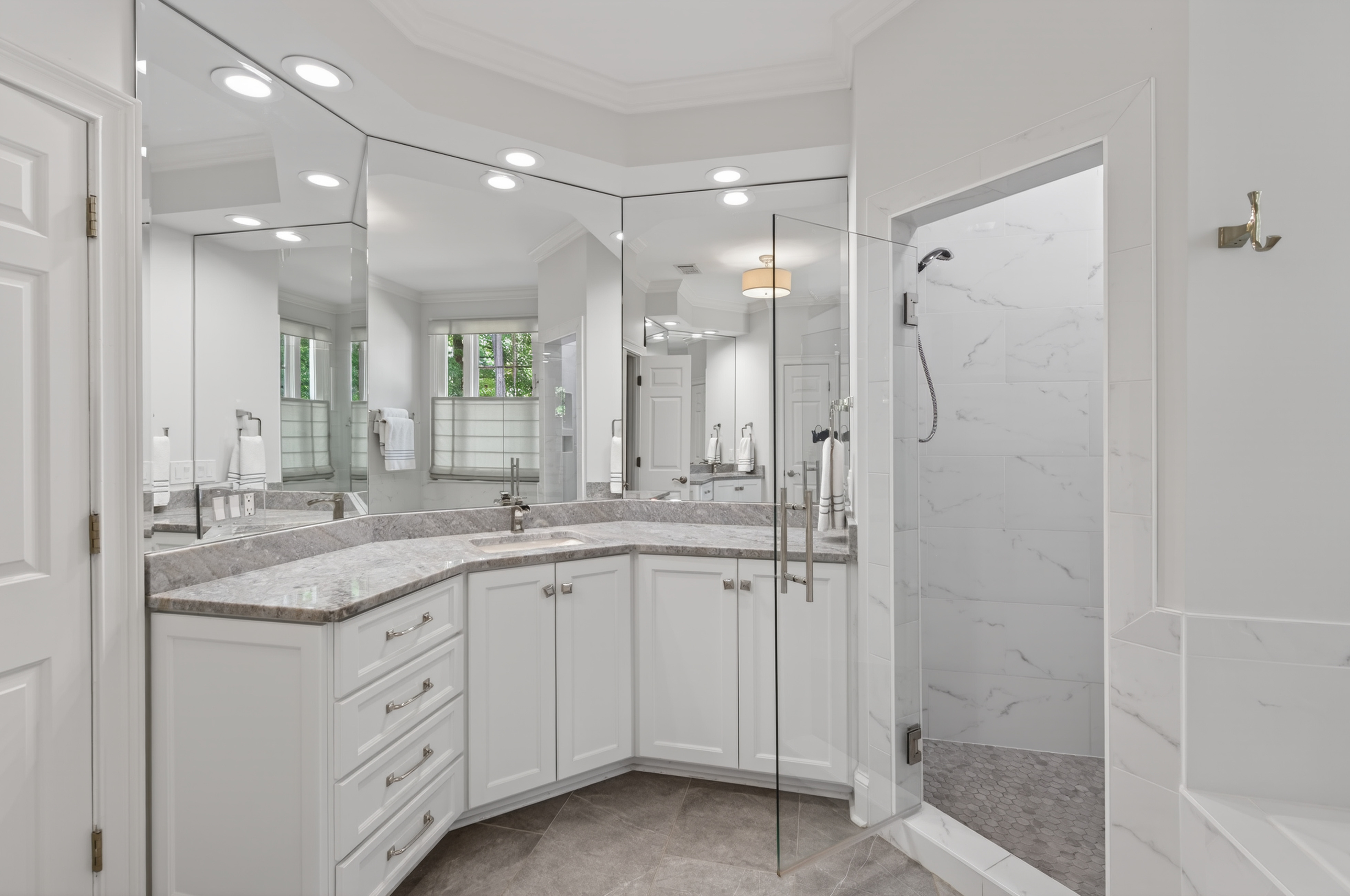 1010 Whatley's Mill Lane image 32